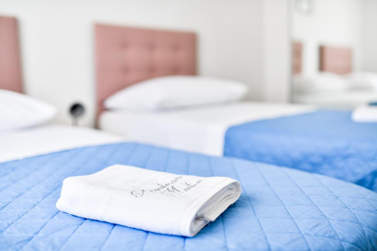 Apartments Martom Seline ภายนอก รูปภาพ
