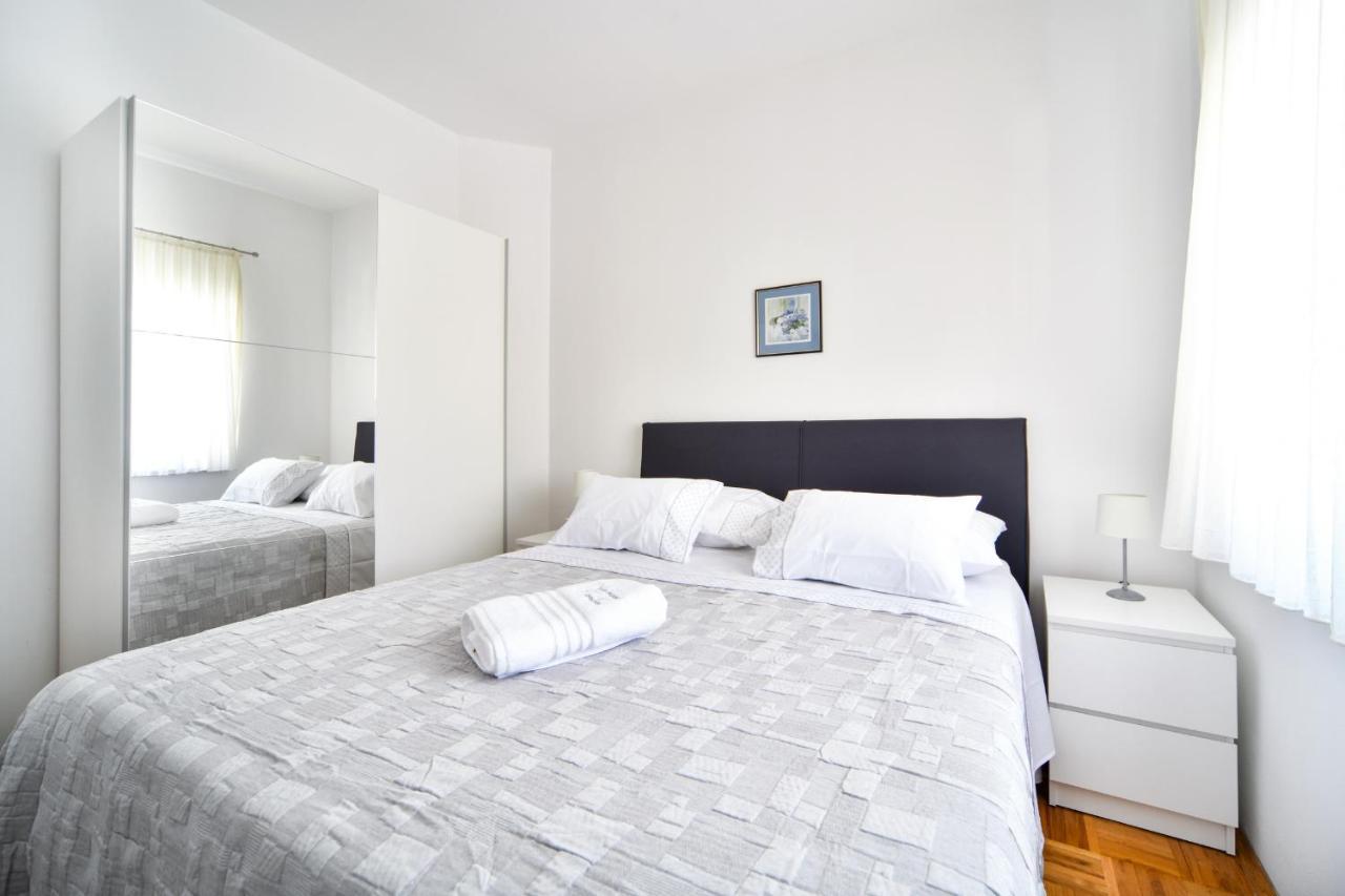 Apartments Martom Seline ภายนอก รูปภาพ