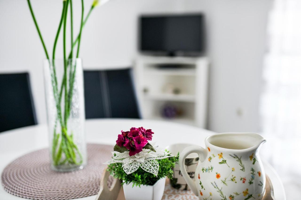 Apartments Martom Seline ภายนอก รูปภาพ