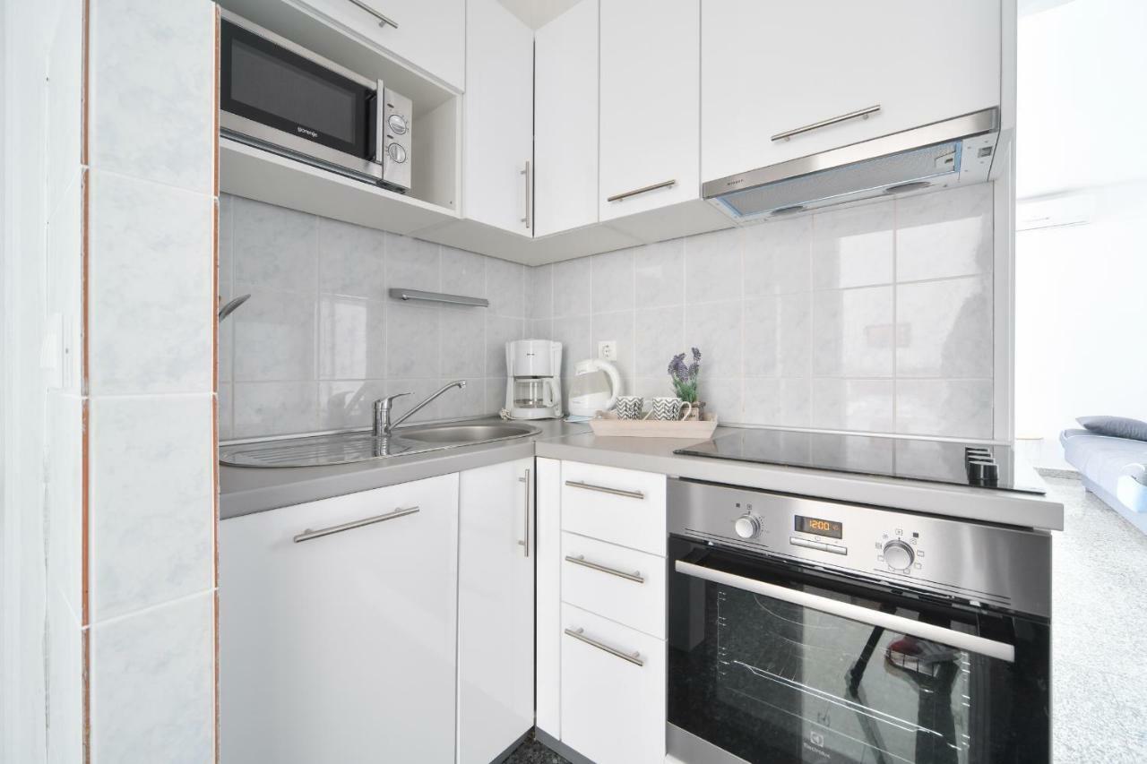 Apartments Martom Seline ภายนอก รูปภาพ