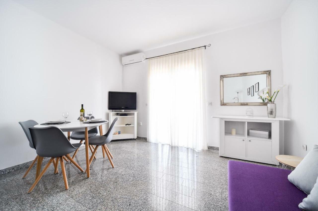 Apartments Martom Seline ภายนอก รูปภาพ